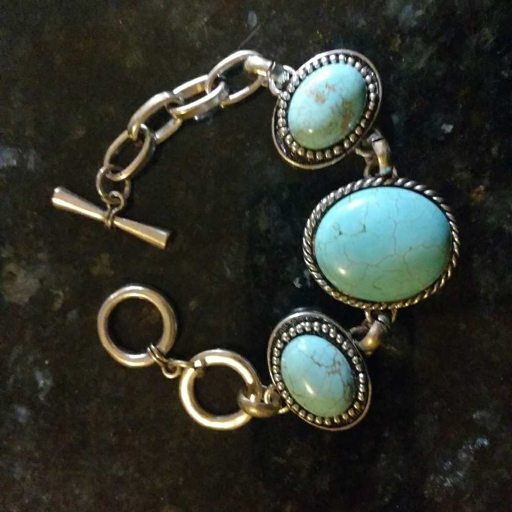 Tourqoise Stone Silver Tone Bracelet